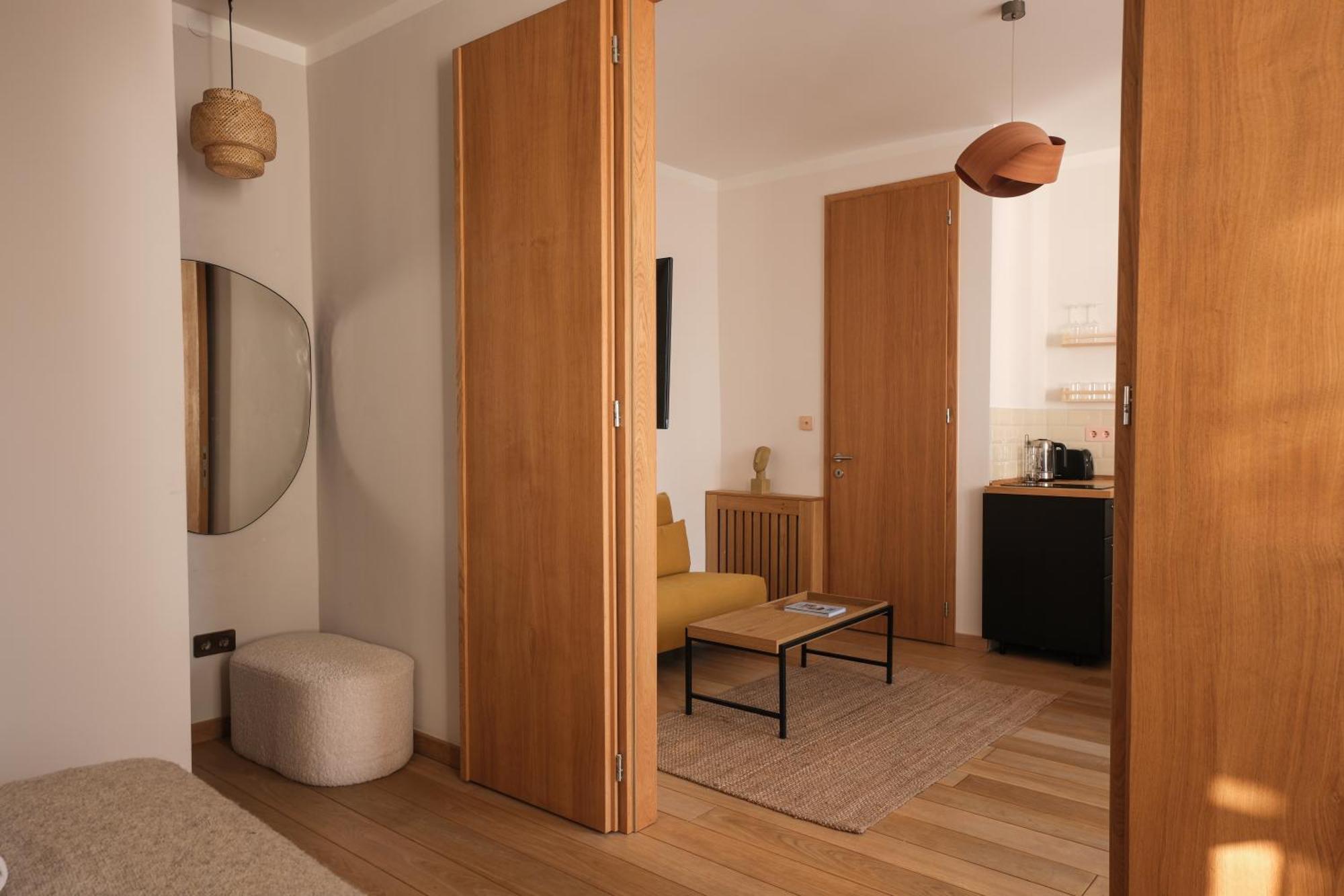 Chic Urban Retreat City Center Apartment Budapest